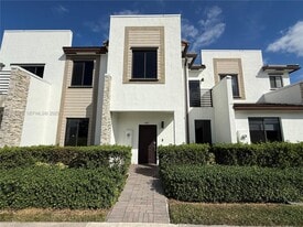 685 NE 208th Terrace in Miami, FL - Building Photo