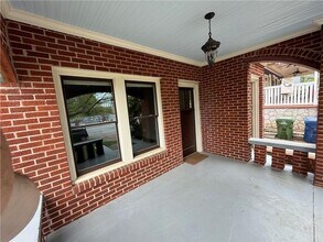 2042 Hosea L Williams Dr NE in Atlanta, GA - Building Photo - Building Photo