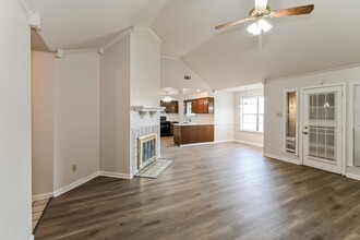 6596 E Crystal Oak Cove in Memphis, TN - Building Photo - Building Photo