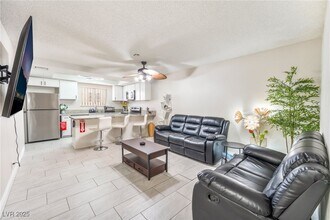 4441 Rich Dr in Las Vegas, NV - Building Photo - Building Photo