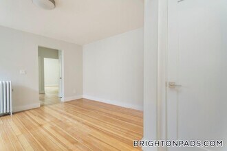 31 South St, Unit 12 in Boston, MA - Building Photo - Building Photo