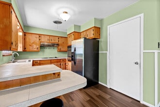 326 S Barbara St in Waco, TX - Building Photo - Building Photo