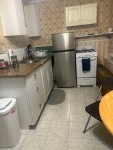 7 Madison Pl, Unit Studio in Albany, NY - Building Photo - Building Photo