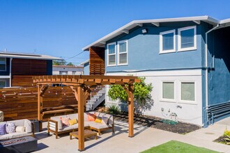 The Parc at 1300 in Berkeley, CA - Building Photo - Building Photo