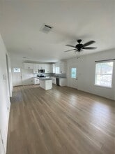 7945 Sparta St in Houston, TX - Building Photo - Building Photo