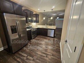 5742 Chimney Rocks Cir in Lawrence, KS - Building Photo - Building Photo