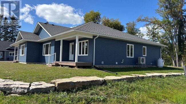 property at 191 Front St W