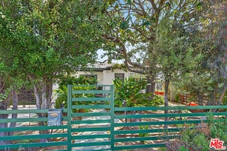 2746 Stoner Ave in Los Angeles, CA - Building Photo - Building Photo