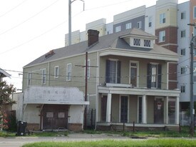 3701 Ulloa St in New Orleans, LA - Building Photo