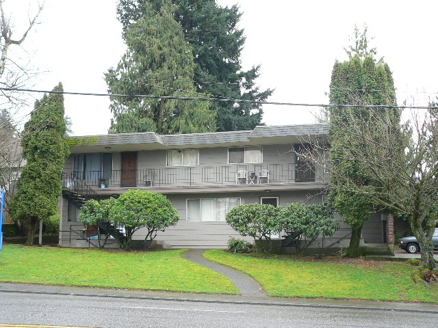 Mt. Tabor 7-Plex in Portland, OR - Foto de edificio