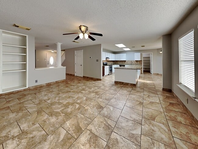 18542 Brigantine Creek in San Antonio, TX - Building Photo - Building Photo