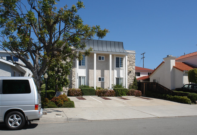 1222 Oliver Ave in San Diego, CA - Building Photo - Building Photo