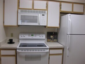 809 Harbor House Dr in Madison, WI - Building Photo - Building Photo