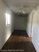 2160 NW 29th St in Oakland Park, FL - Building Photo - Building Photo