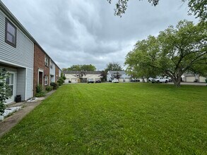 307 Cross Wind Dr in Westerville, OH - Foto de edificio - Building Photo