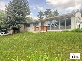 2365 Panorama Ave in Boulder, CO - Building Photo