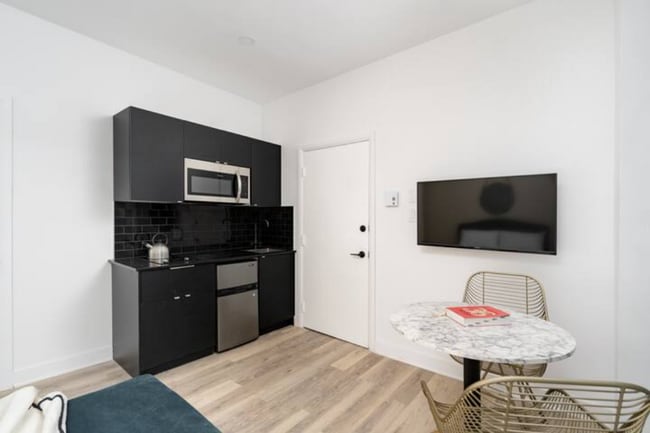 property at 2020 R. Saint-Denis