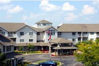 Solstice Senior Living at Fenton in Fenton, MO - Building Photo - Building Photo