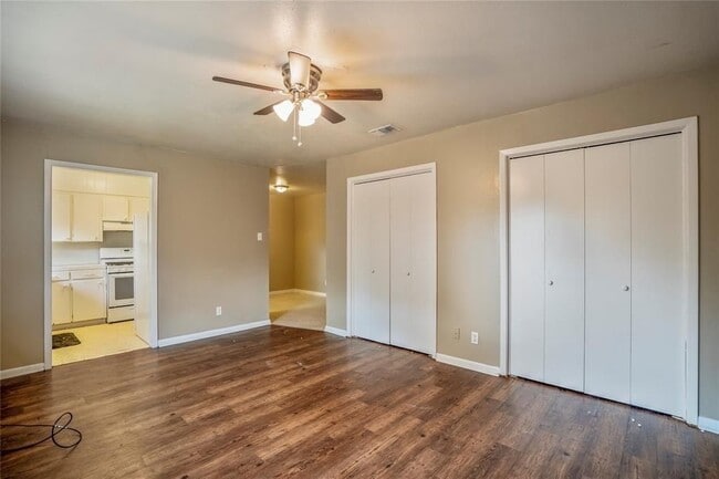 property at 3532 Midwest Dr
