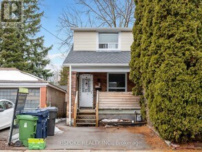 142 Silverthorn Ave in Toronto, ON - Building Photo - Building Photo