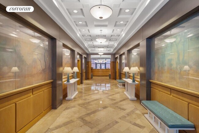 404 E 76th St in New York, NY - Building Photo - Building Photo