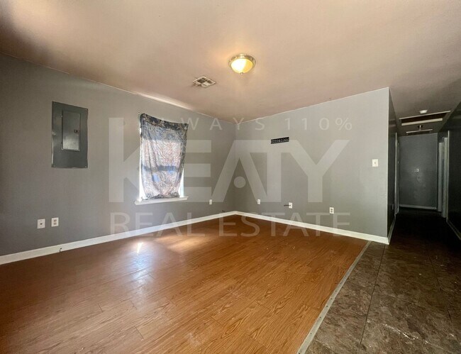 611 Walker Rd in Lafayette, LA - Building Photo - Building Photo