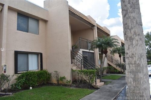 286 Racquet Club Rd-Unit -2J2 in Weston, FL - Building Photo