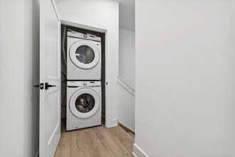 1834 N 18th St in Philadelphia, PA - Building Photo - Building Photo