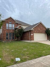 2445 Priscella Dr in Fort Worth, TX - Building Photo - Building Photo