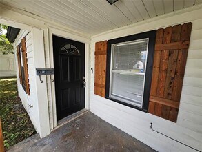 2613 Easter Ave in Dallas, TX - Building Photo - Building Photo