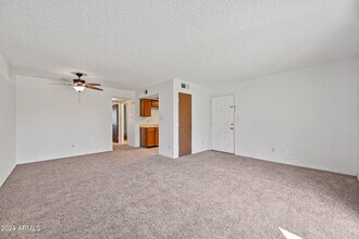 4211 E Palm Ln in Phoenix, AZ - Building Photo - Building Photo
