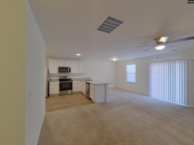 1073 Crescent Moon Lp in Hopkins, SC - Building Photo - Building Photo