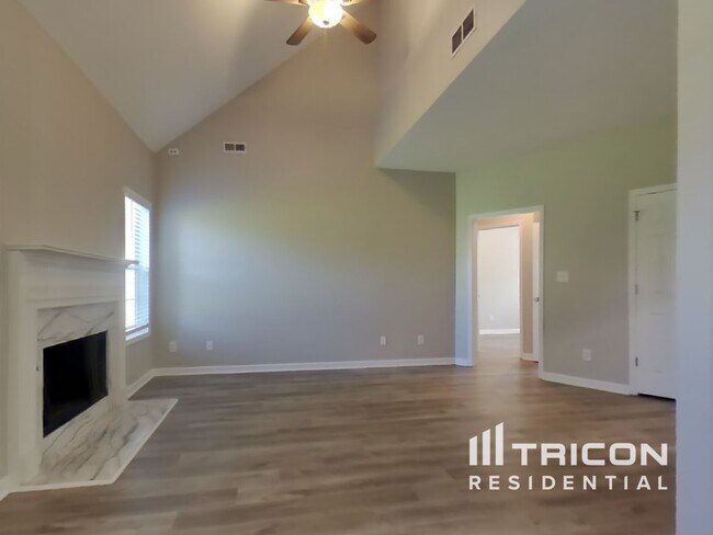 124 Burleyson Dr in Mcdonough, GA - Building Photo - Building Photo