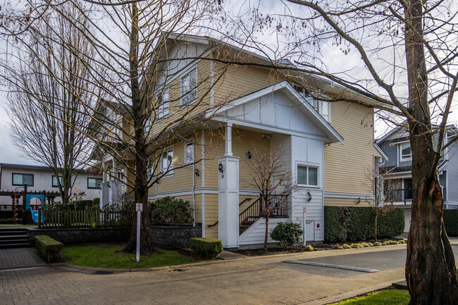 Gladstone Park in New Westminster, BC - Building Photo - Building Photo