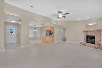 3213 Desert St in Pensacola, FL - Building Photo - Building Photo
