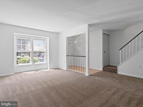 5513 Ridgeton Hill Ct in Fairfax, VA - Building Photo - Building Photo