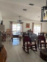 12792 SW 209th St in Miami, FL - Foto de edificio - Building Photo