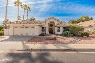 14543 W Bison Path in Surprise, AZ - Building Photo