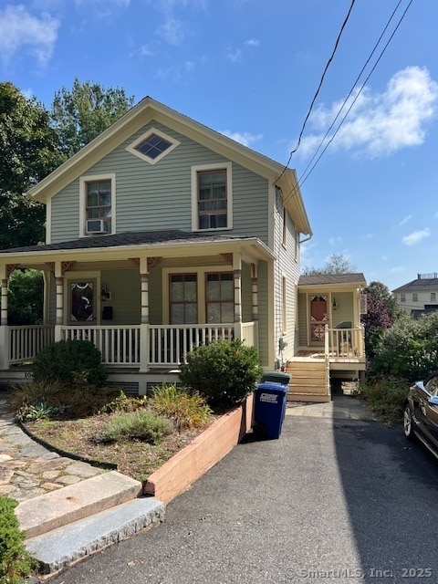 10 Latham St in Groton, CT - Building Photo - Building Photo