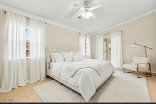 5009 Elm Grove Dr in Las Vegas, NV - Building Photo