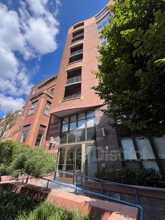 1001 L St NW in Washington, DC - Building Photo