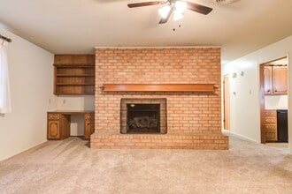 6707 Hartford Ave in Lubbock, TX - Building Photo - Building Photo