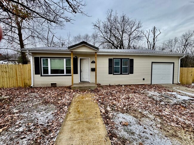 property at 505 N Chapman Ave