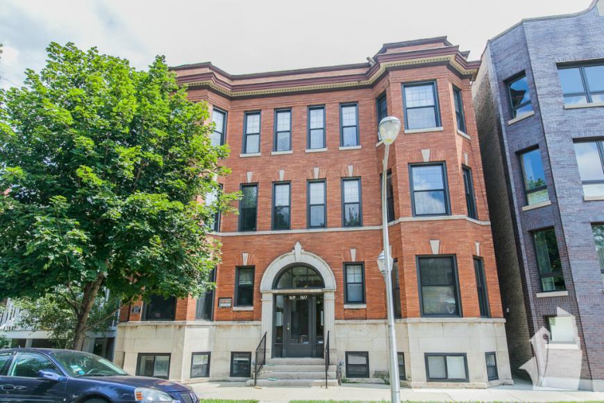3637 N Paulina St in Chicago, IL - Building Photo