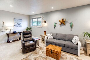 7199 Blanquilla Ct in Ft. Myers, FL - Building Photo