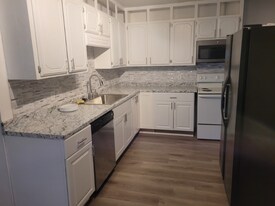 718 N 18th St, Unit 3 in Fort Smith, AR - Building Photo