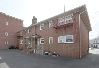 411-415 S Wood Ave in Linden, NJ - Building Photo - Building Photo