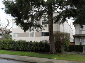 Claridge Apartments in Vancouver, BC - Building Photo