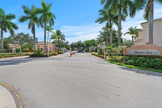 2258 NE 42nd Ave in Homestead, FL - Building Photo - Building Photo