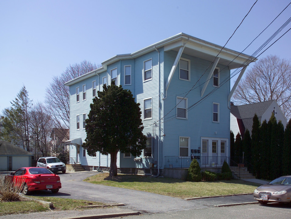 6-10 Exeter St in Taunton, MA - Foto de edificio